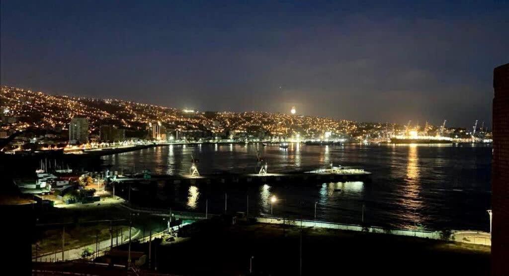 Hom I Amplio Loft Con Mejorvista Al Puerto De 1413 Apartamento *